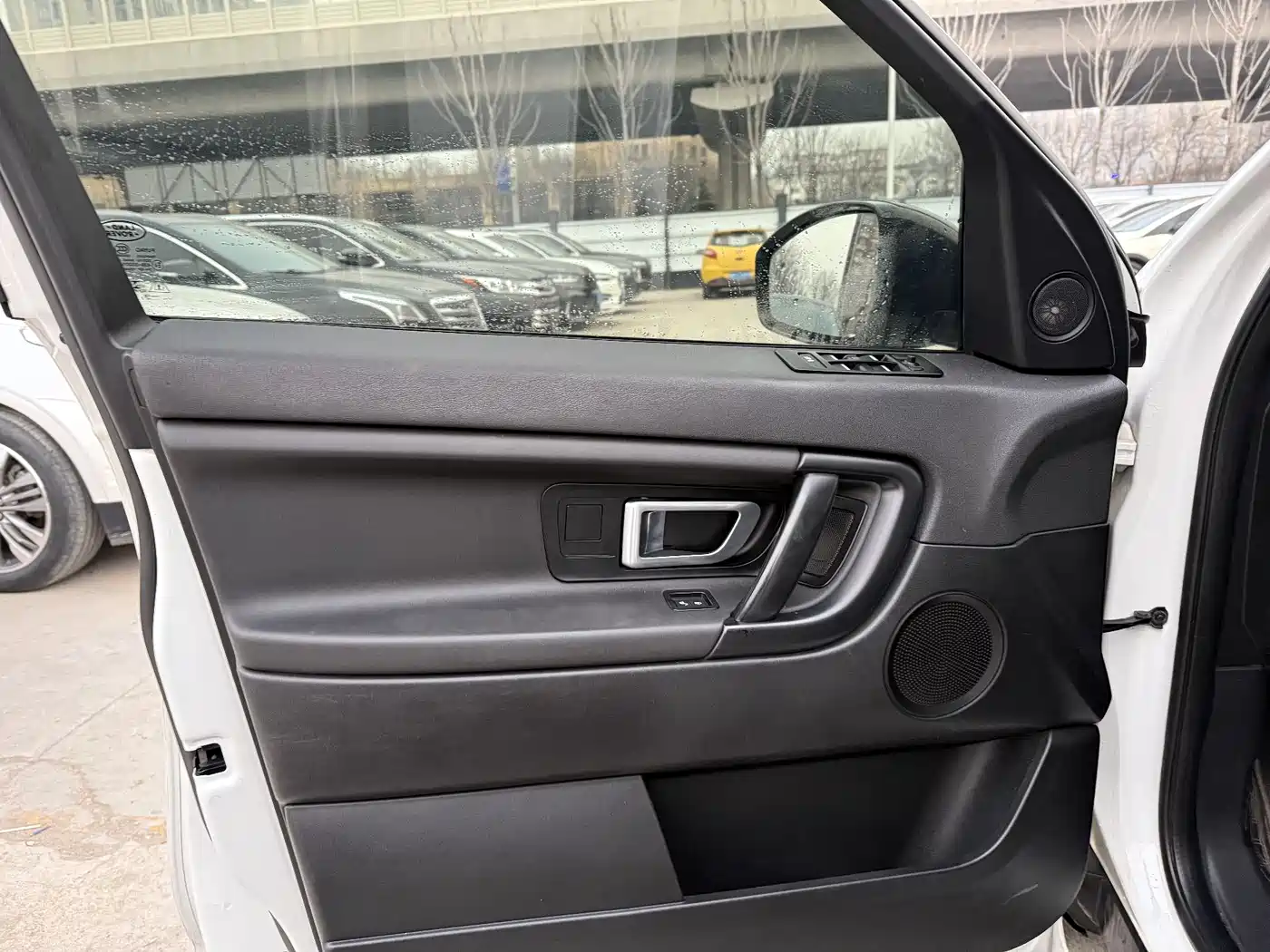 Land Rover Discovery Sport 2018 200PS PURE Edition фото 3
