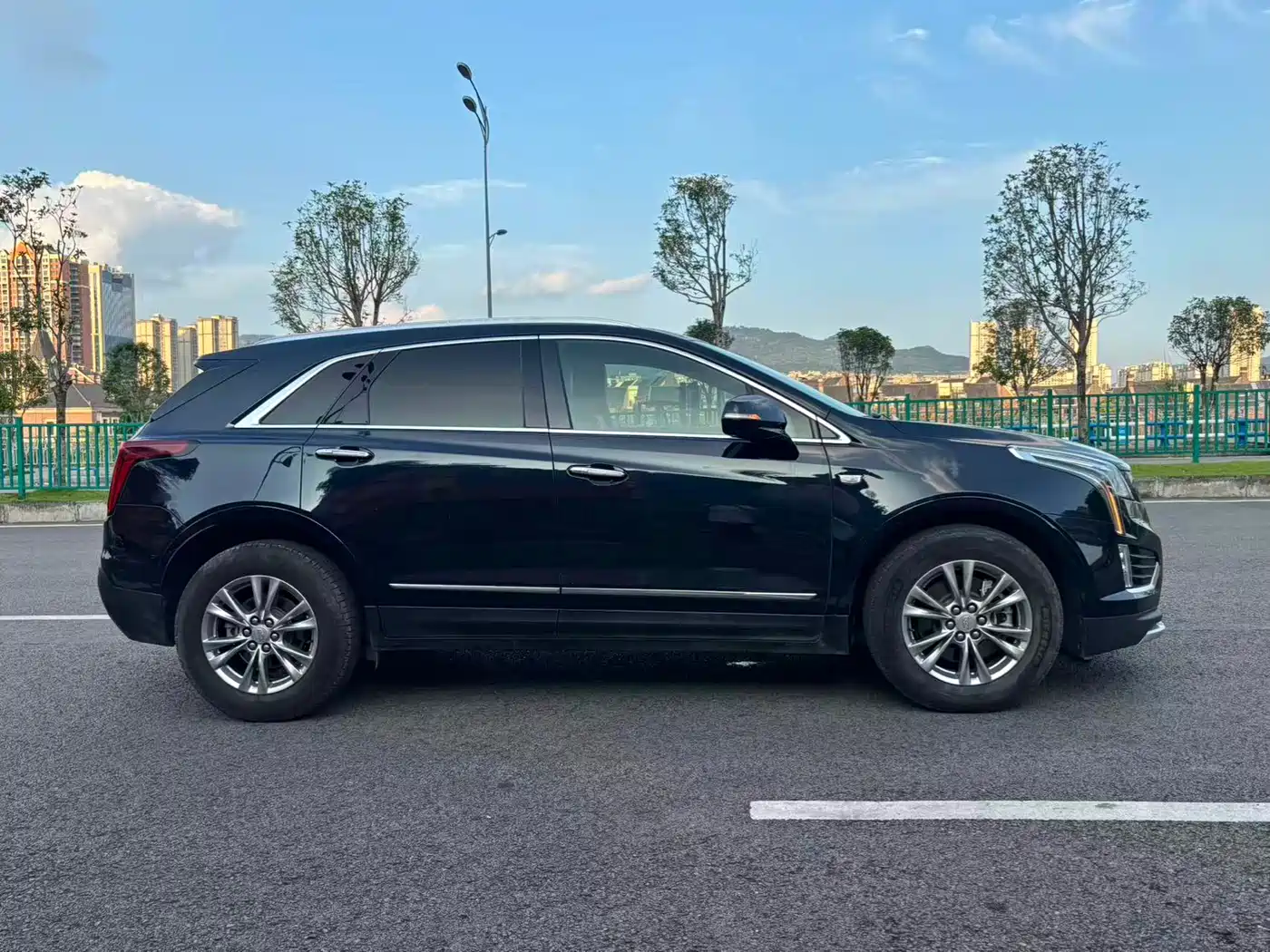 Cadillac XT5 2021 28T 4WD Luxury фото 3