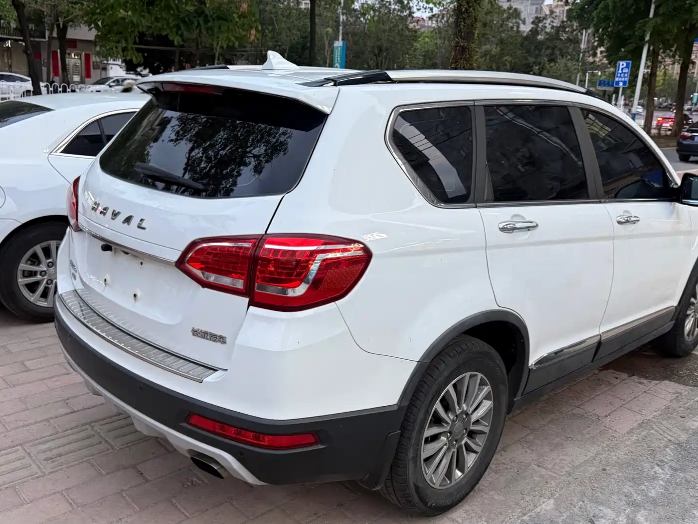 Haval H6 2017 Red Label Sport 1.5T Automatic 2WD Luxury фото 4