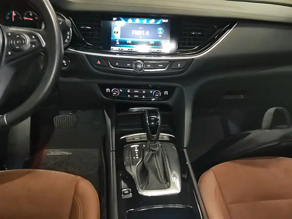 Buick Regal 2019 20T Elite China VI фото 14