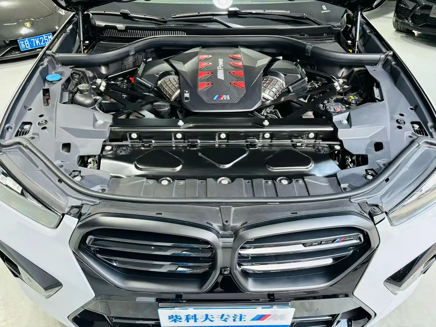 BMW X6 M 2023 Model X6 M Thunder Edition фото 5