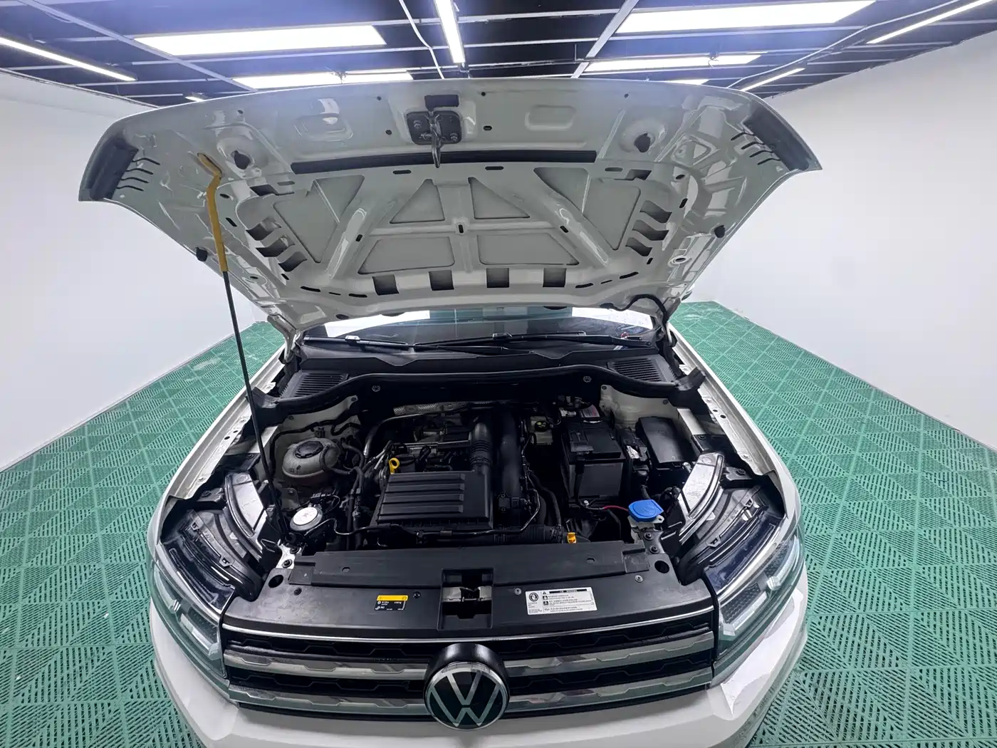 Volkswagen Tharu 2021 Model 280TSI 2WD Luxury Edition фото 10