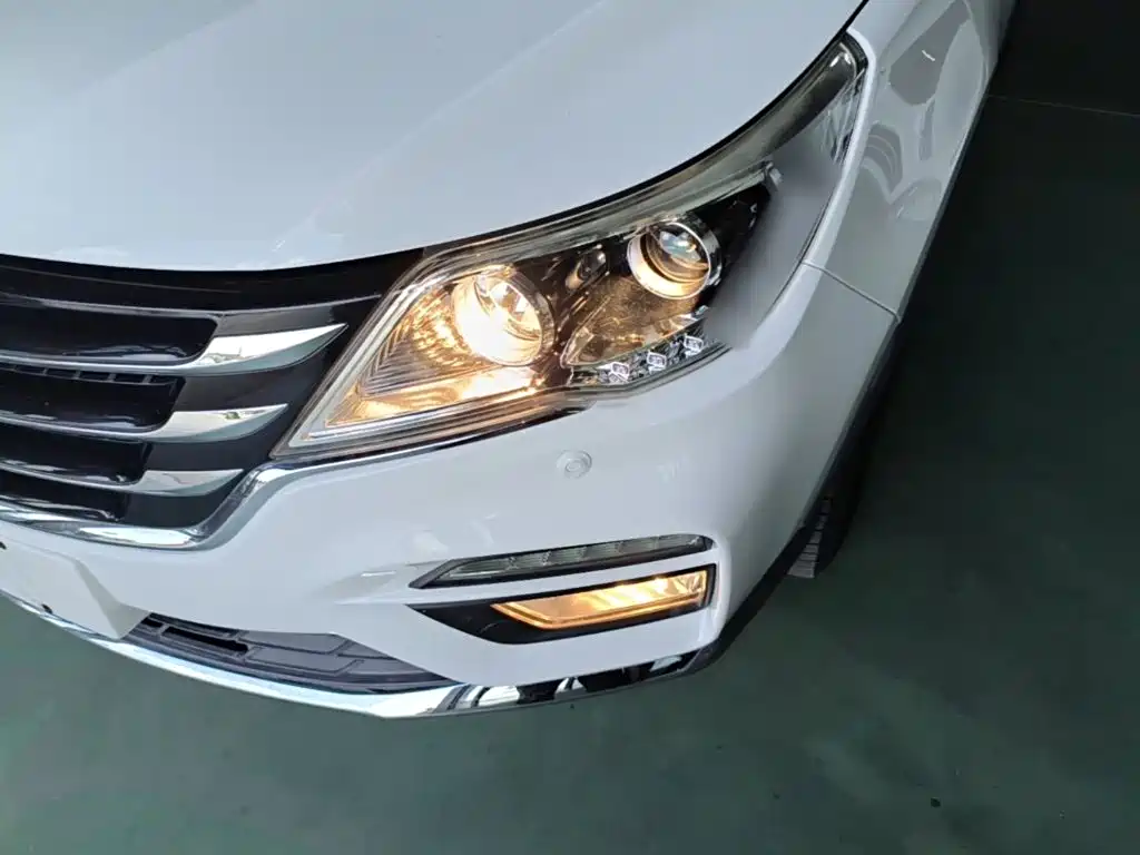 Baojun 560 2018 2017 1.5T DCT Premium Model