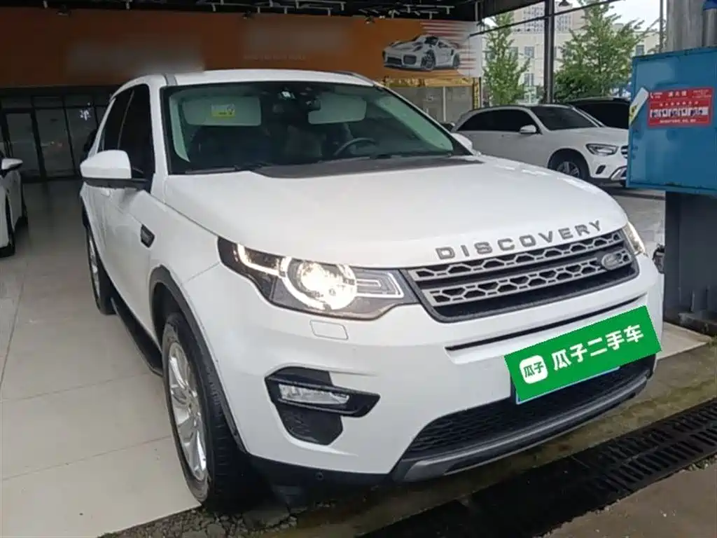Land Rover Discovery Sport 2018 240PS SE Edition фото 4