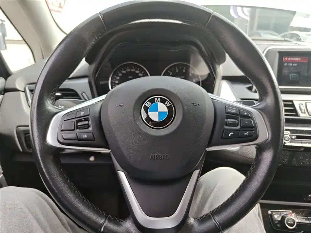 BMW 2 Series Gran Tourer 2015 218i Leading фото 11