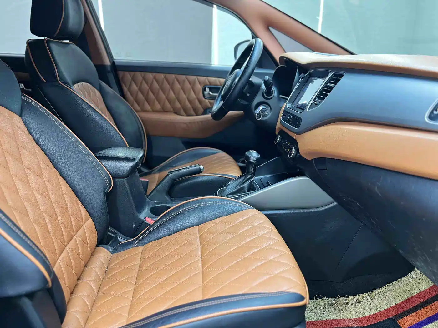 Kia Carens 2013 2.0L 7-seat Auto Standard (China V) фото 14