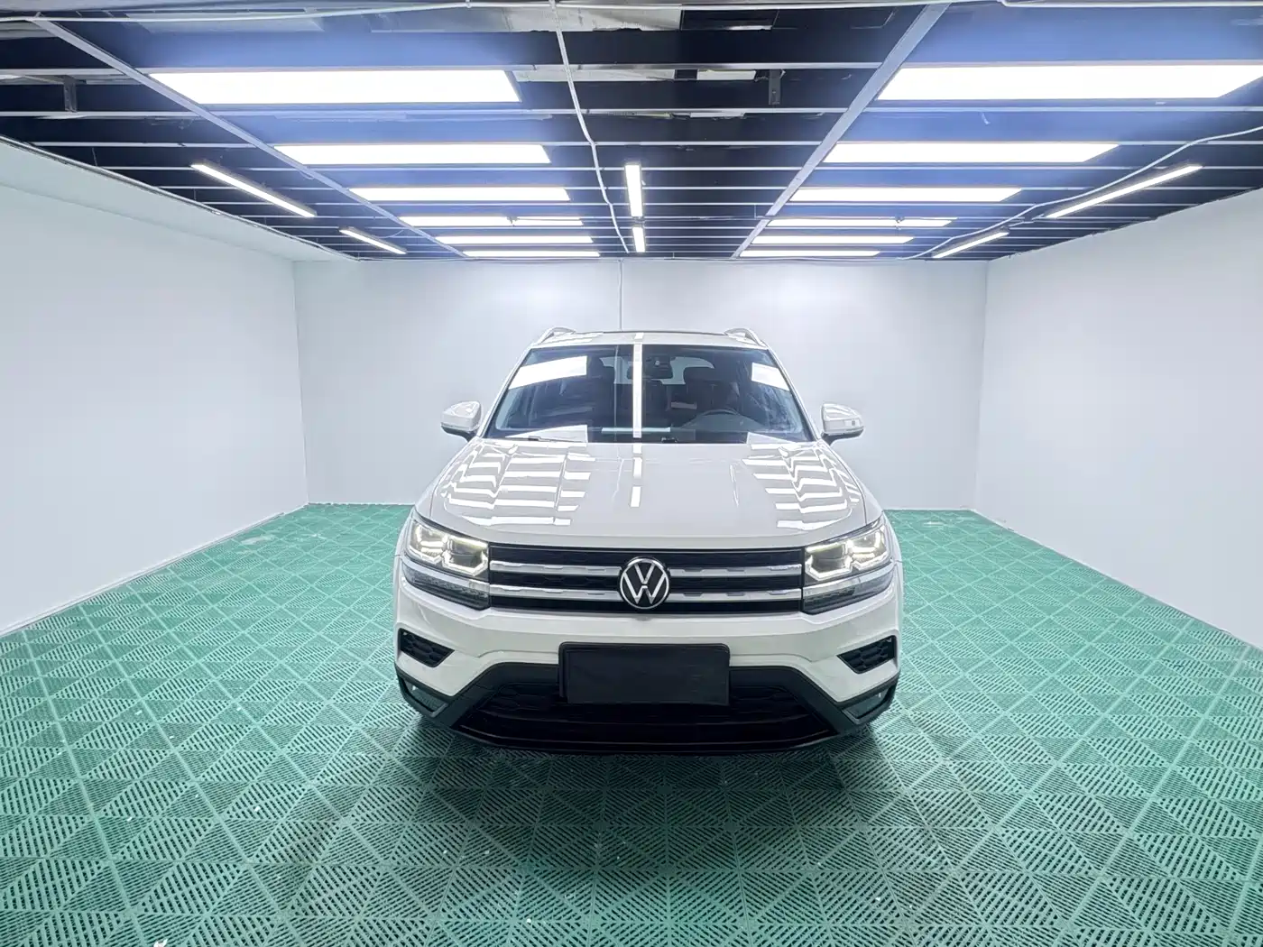 Volkswagen Tharu 2021 Model 280TSI 2WD Luxury Edition фото 2