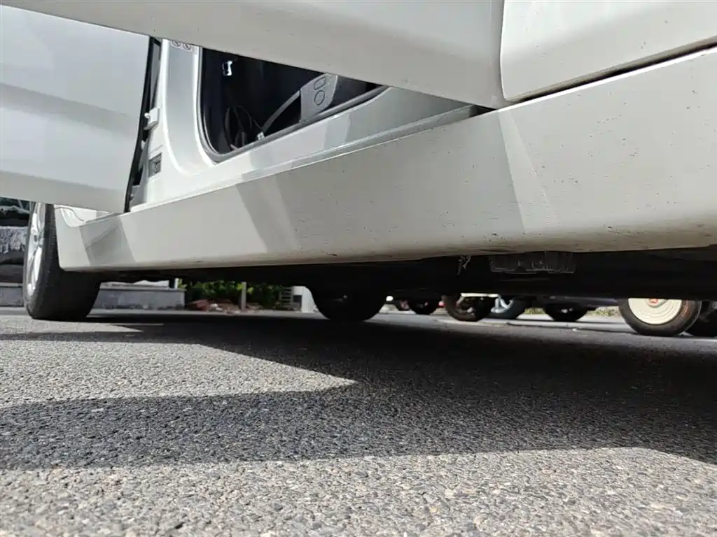 BMW 2 Series Gran Tourer 2015 218i Leading фото 21