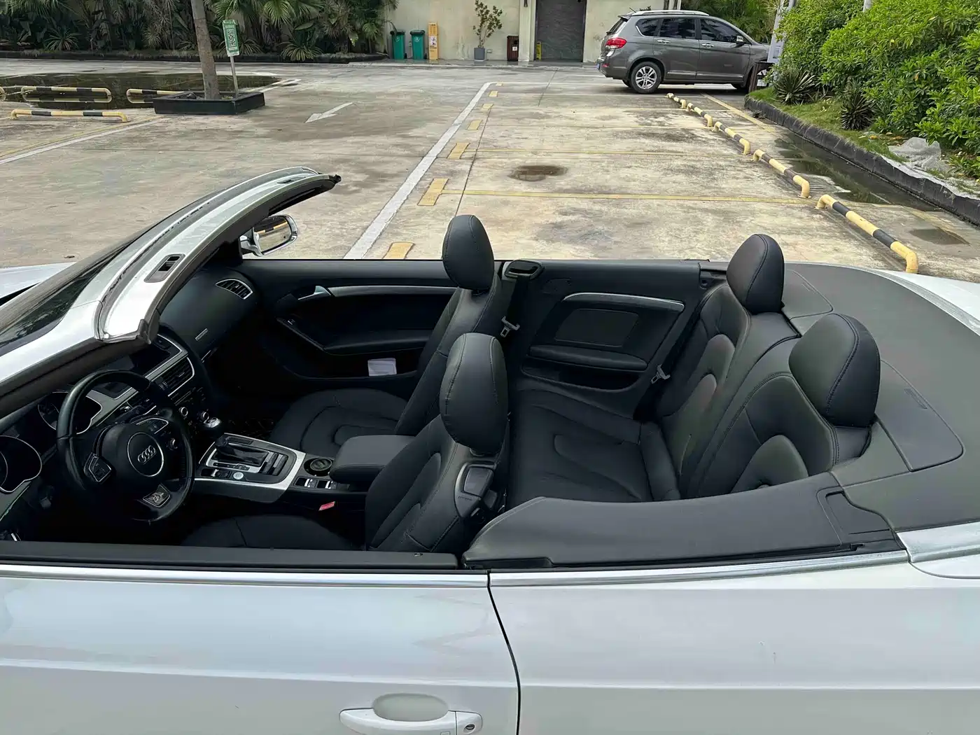 Audi A5 (Import) 2012 2.0TFSI Cabriolet quattro фото 8