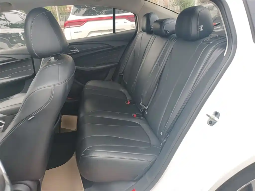 Roewe i5 2019 2019 1.5L Auto 4G Langhao Edition