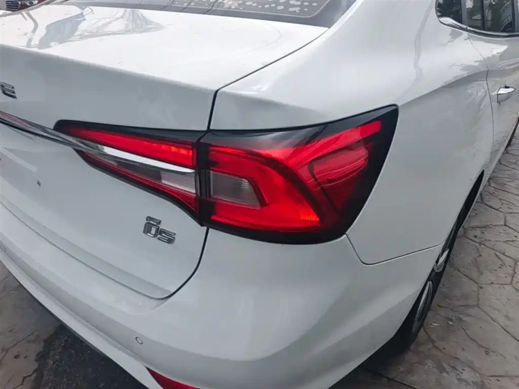 Roewe i5 2019 2019 1.5L Auto 4G Langhao Edition