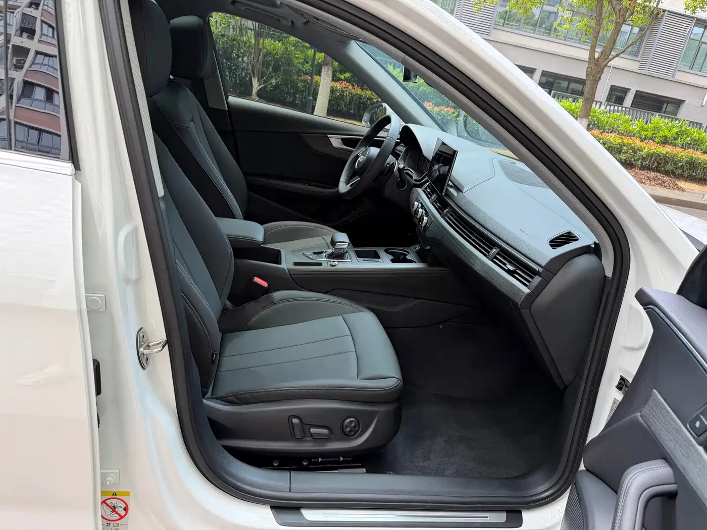 Audi A4L 2022 40 TFSI Fashion Elegance фото 15