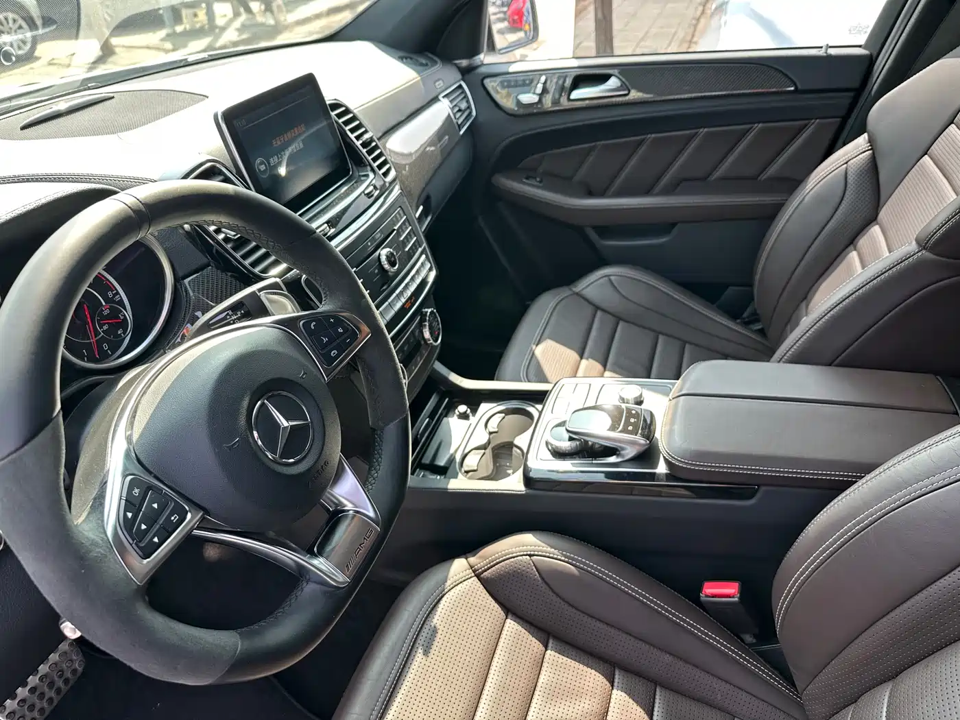 Mercedes-Benz GLE Coupe AMG 2015 AMG GLE 63 4MATIC Coupe SUV фото 6