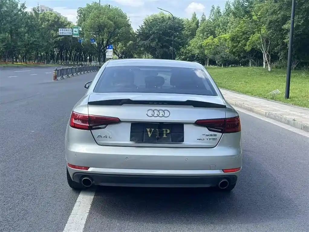 Audi A4L 2017 40 TFSI Progressive фото 8