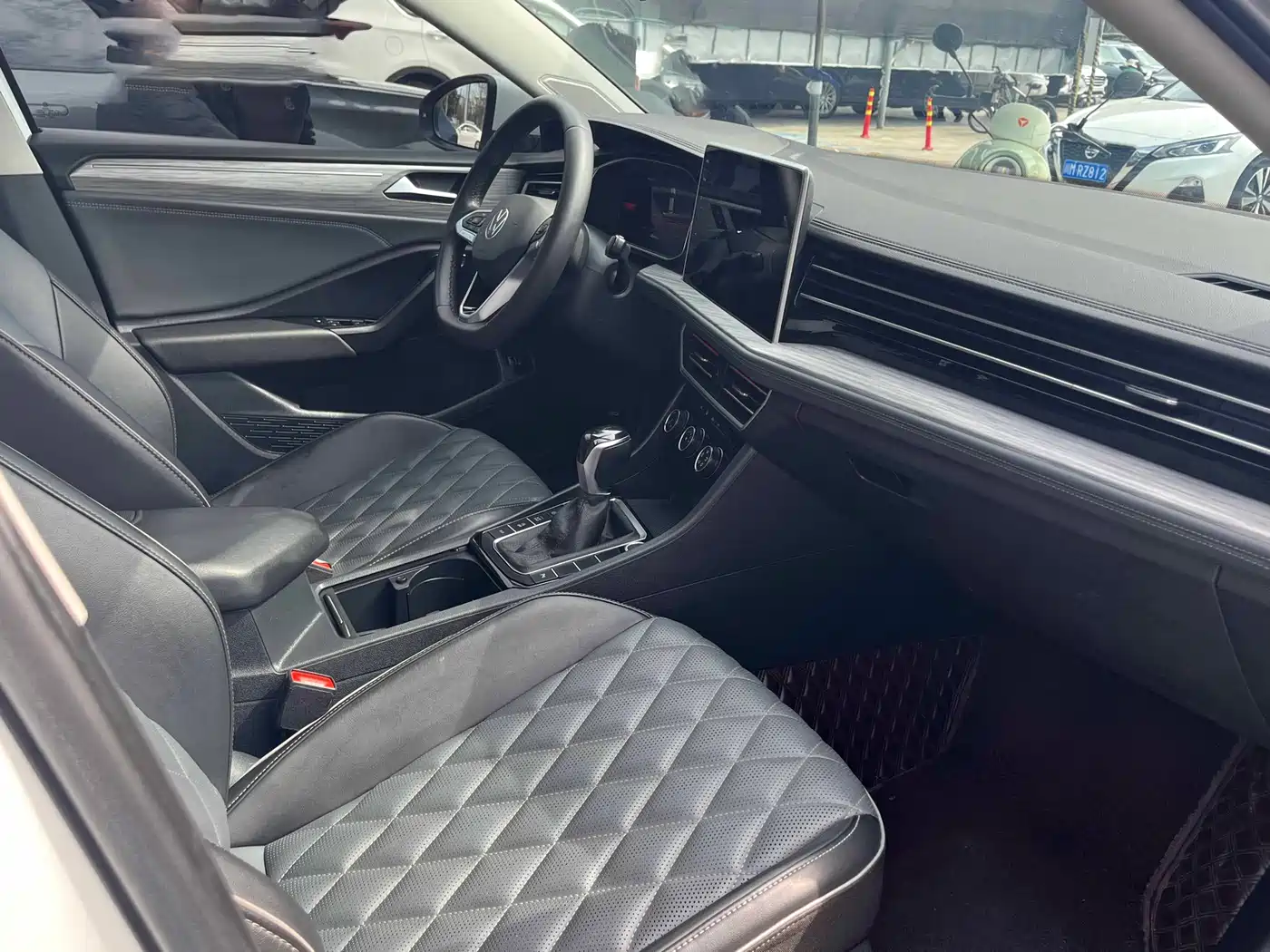 Volkswagen Sagitar 2023 300TSI DSG Surpassing Edition фото 11