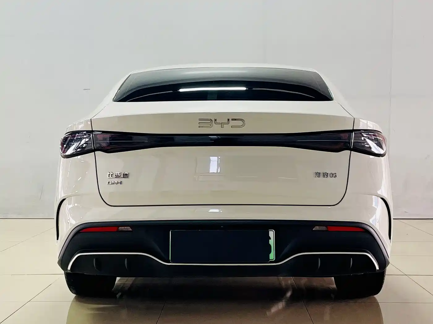 BYD Seal 06 New Energy 2024 DM-i 120KM Honor фото 7