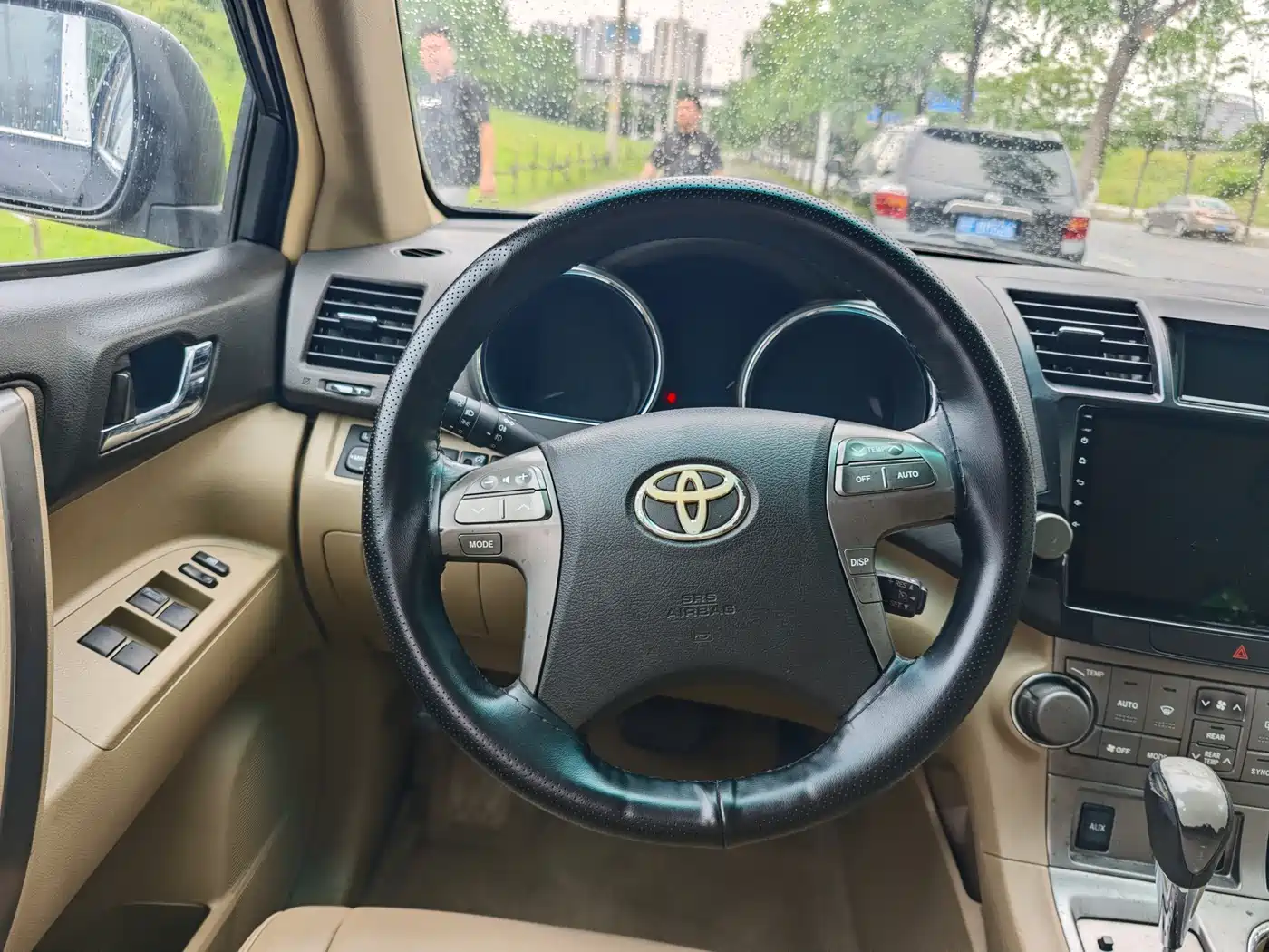 Toyota Highlander 2009 2.7L 2WD 7-seater Luxury Edition фото 15