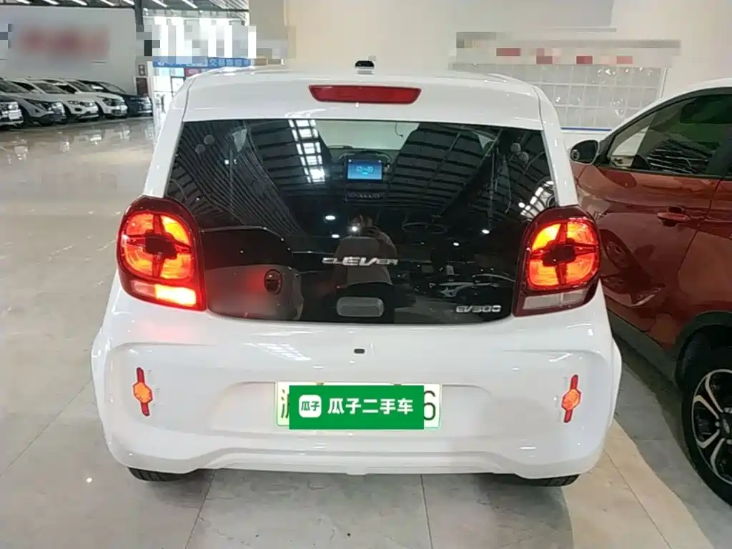 Roewe Clever 2020 2020 Urban Style Edition