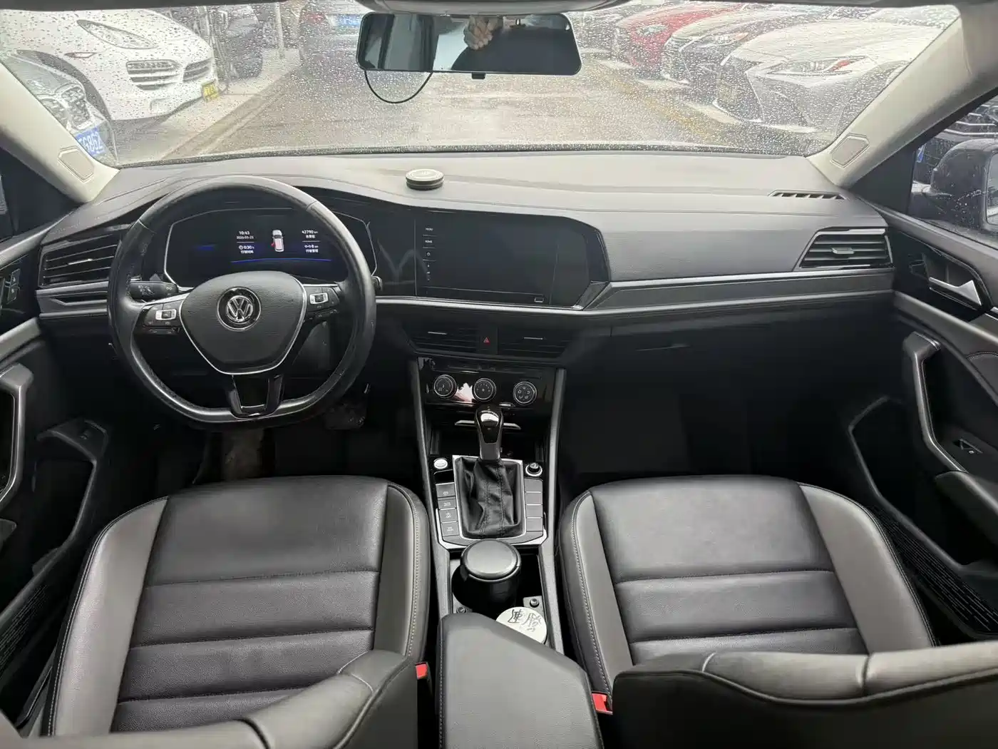 Volkswagen Sagitar 2022 280TSI DSG Surpassing Edition фото 4