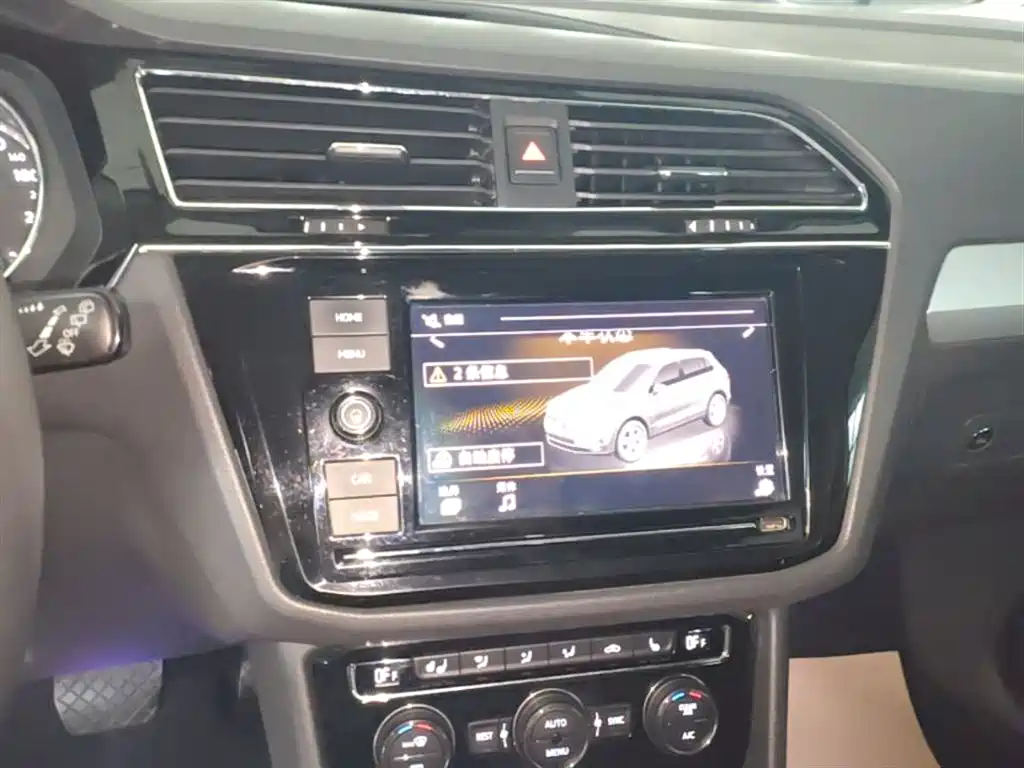 Volkswagen Tiguan L 2019 380TSI Auto AWD Smart Luxury Edition China V фото 13