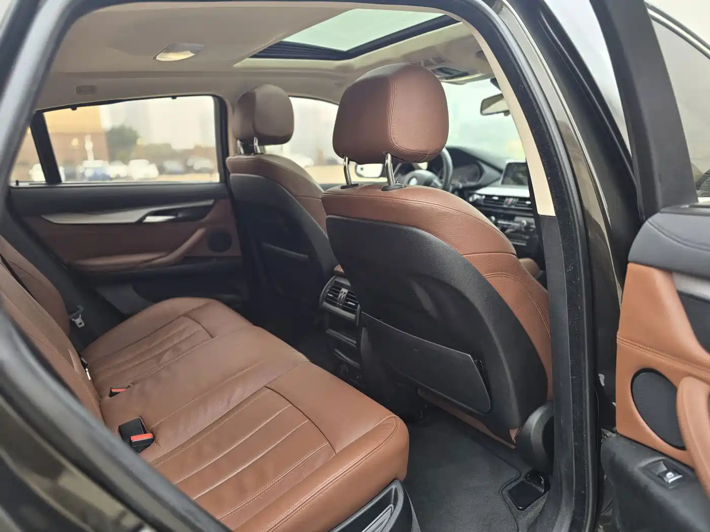 Photo 8 - BMW X6