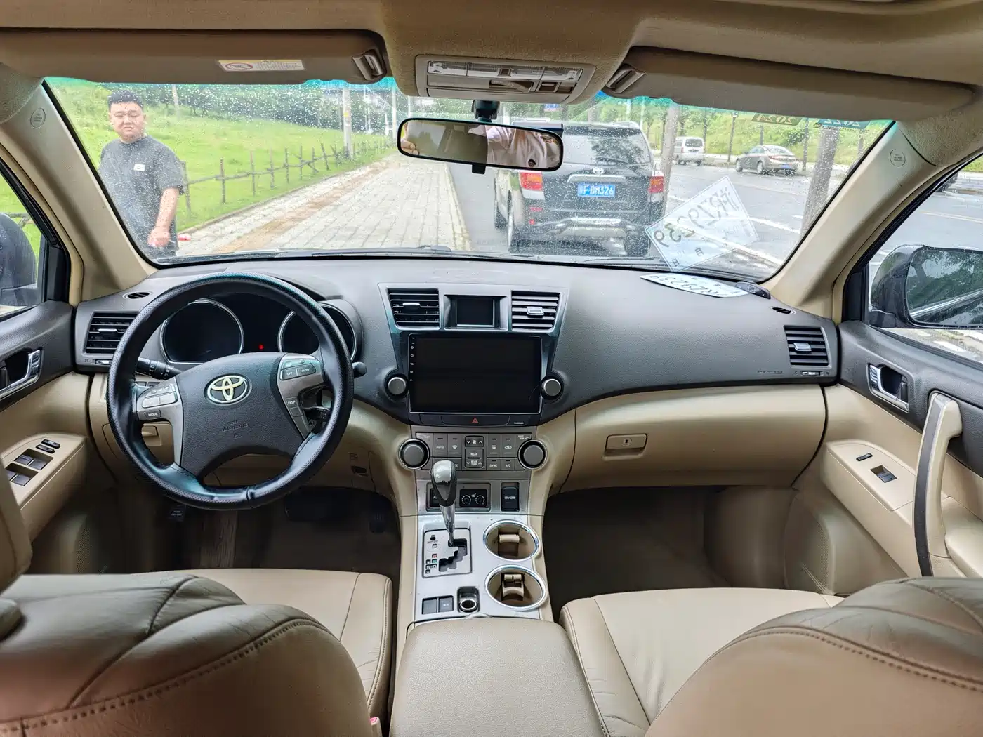 Toyota Highlander 2009 2.7L 2WD 7-seater Luxury Edition фото 4