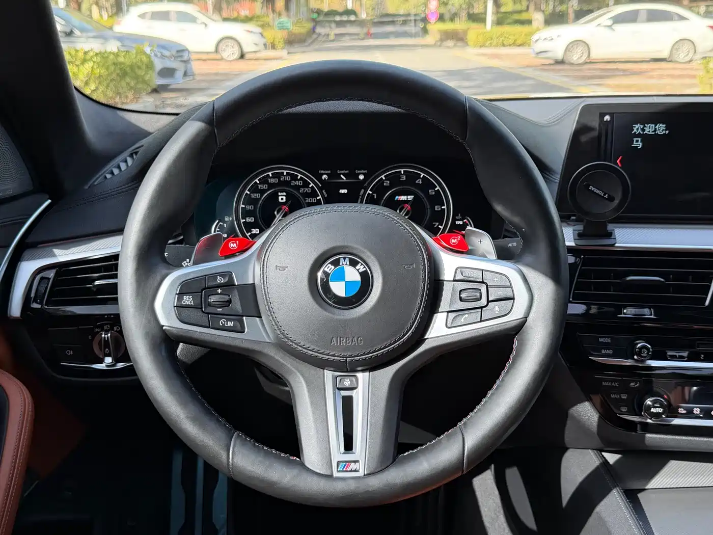 BMW M5 2018 M5 фото 8