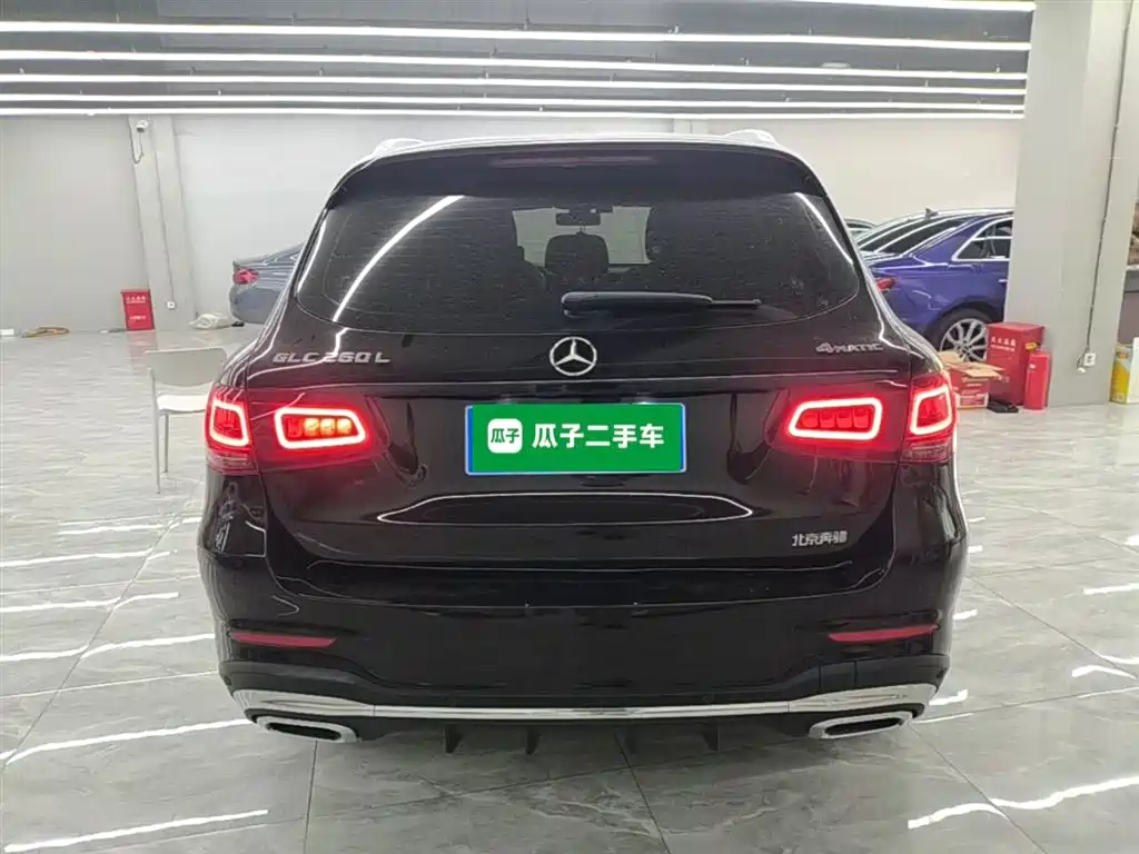Mercedes-Benz GLC 2022 Facelift GLC 260 L 4MATIC Luxury Model фото 6