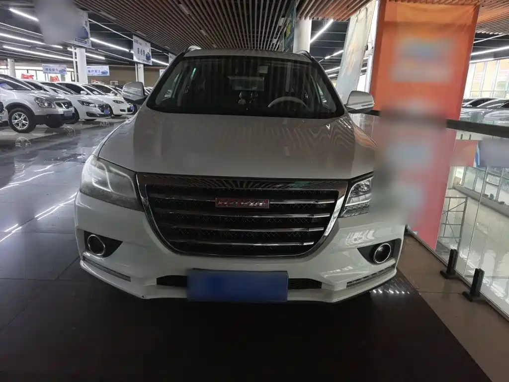 Фото 23 - Haval H2