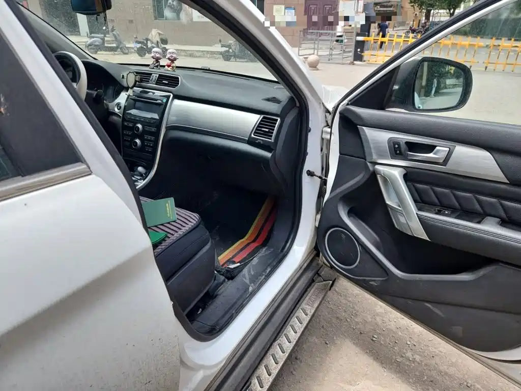 Фото 19 - Haval H2