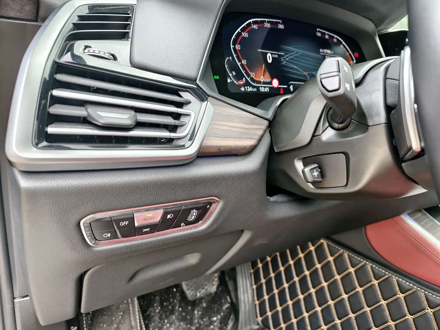 BMW X5 2022 Facelift xDrive 40Li M Sport Package фото 16