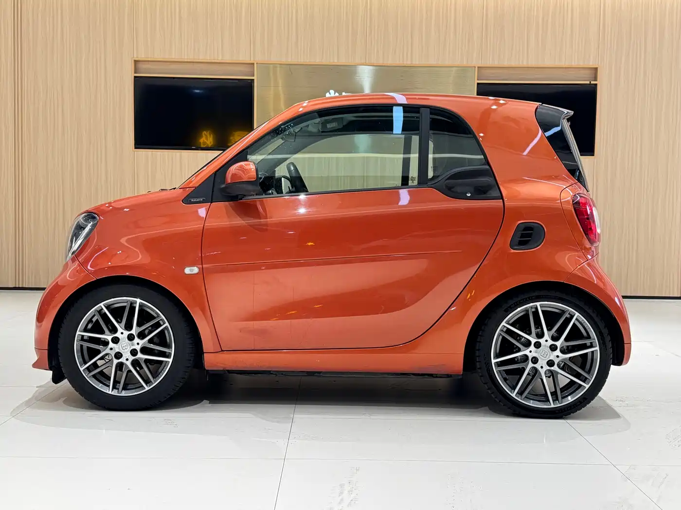 Brabus smart fortwo 2017 0.9T Coupe BRABUS Xclusive фото 8