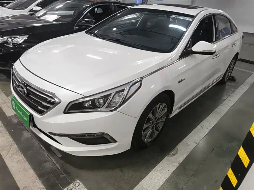 Hyundai Sonata 2015 1.6T GLS Smart фото 2