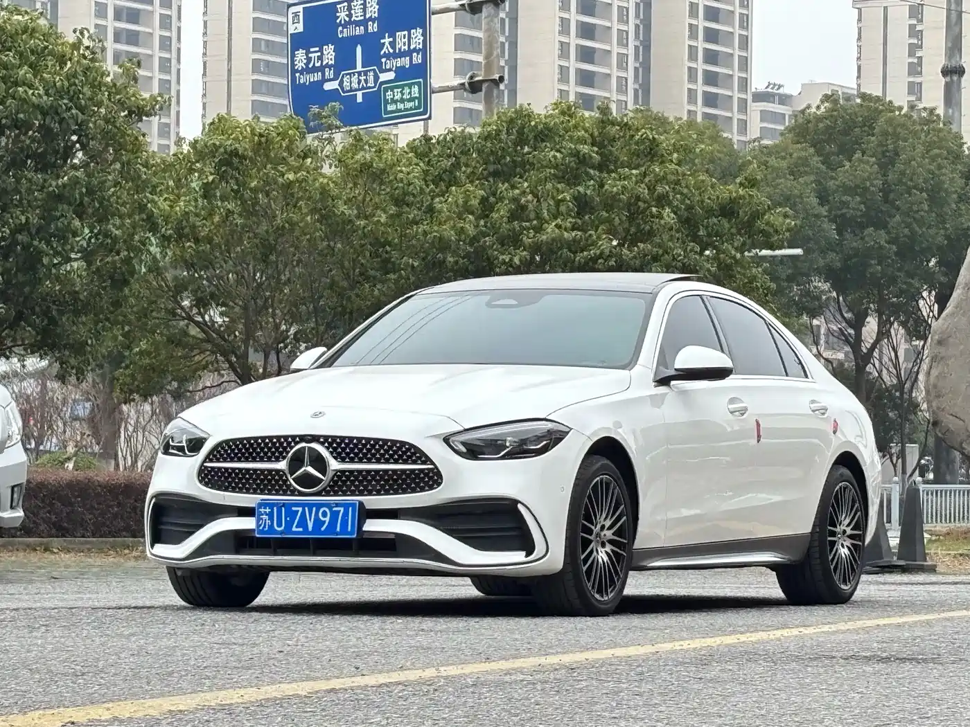 Mercedes-Benz C-Class 2023 Facelift C 260 L Sport Edition фото 2
