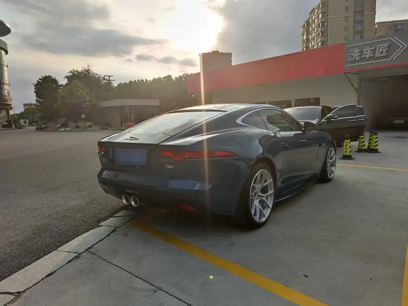 Photo 11 - Jaguar F-TYPE