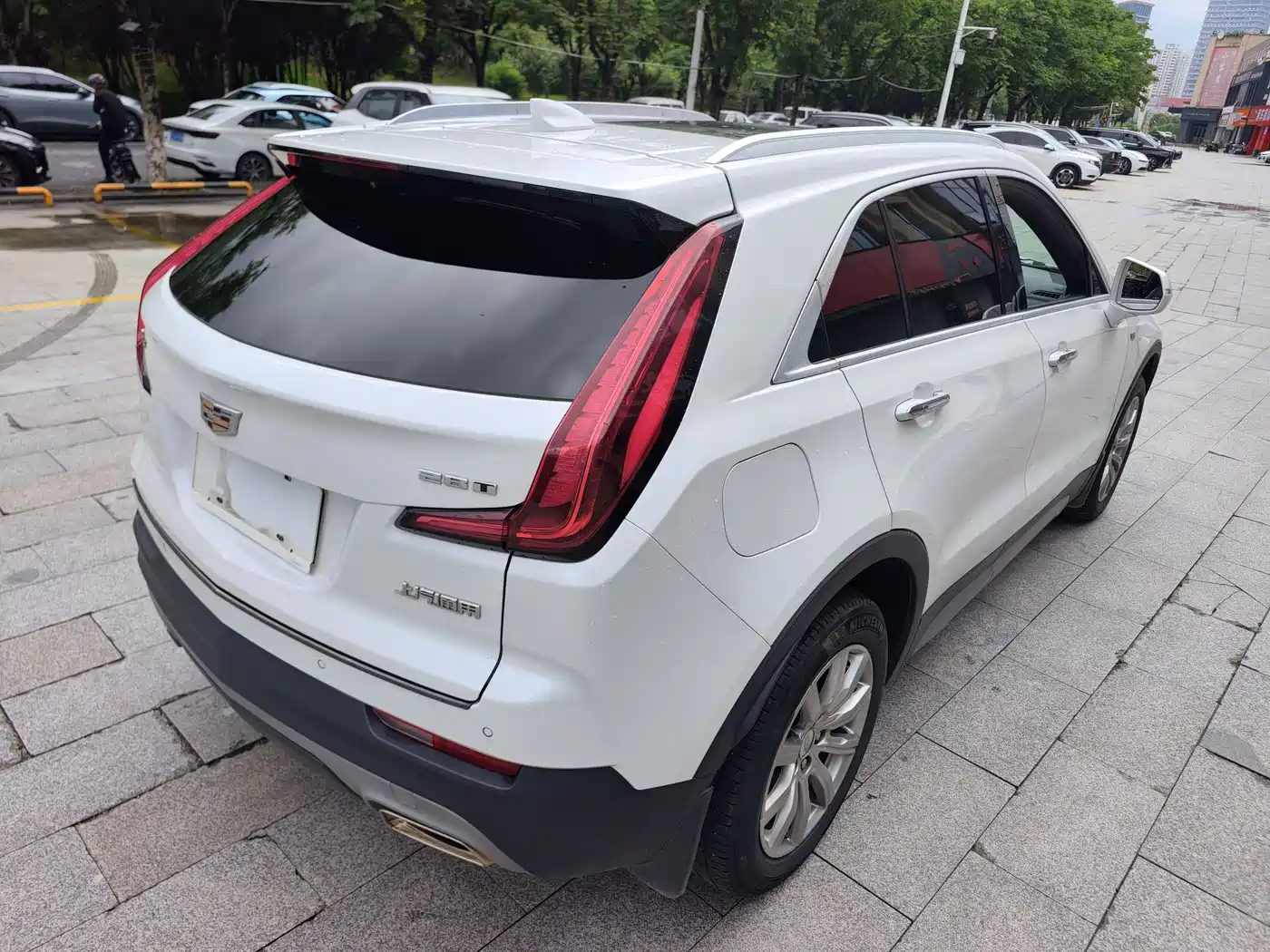 Cadillac XT4 2020 28T FWD Leading Trim фото 18