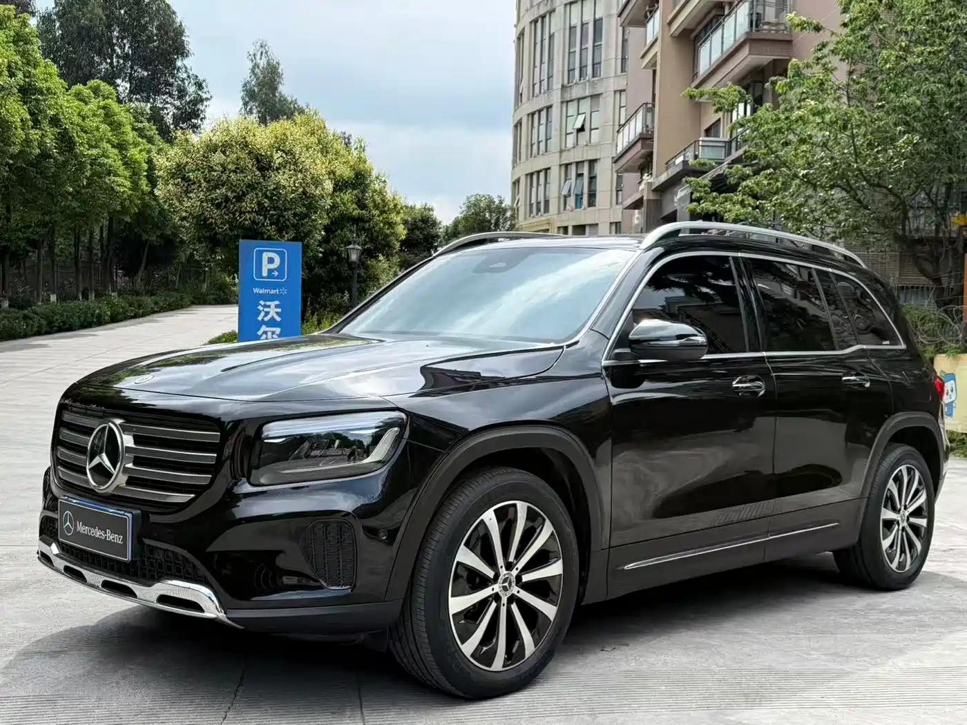 Mercedes-Benz GLB 2025 Model GLB 220 Fashion Style фото 40