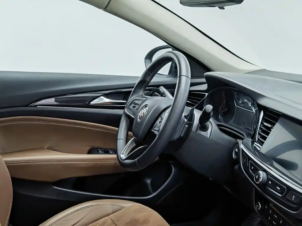 Photo 22 - Buick Regal