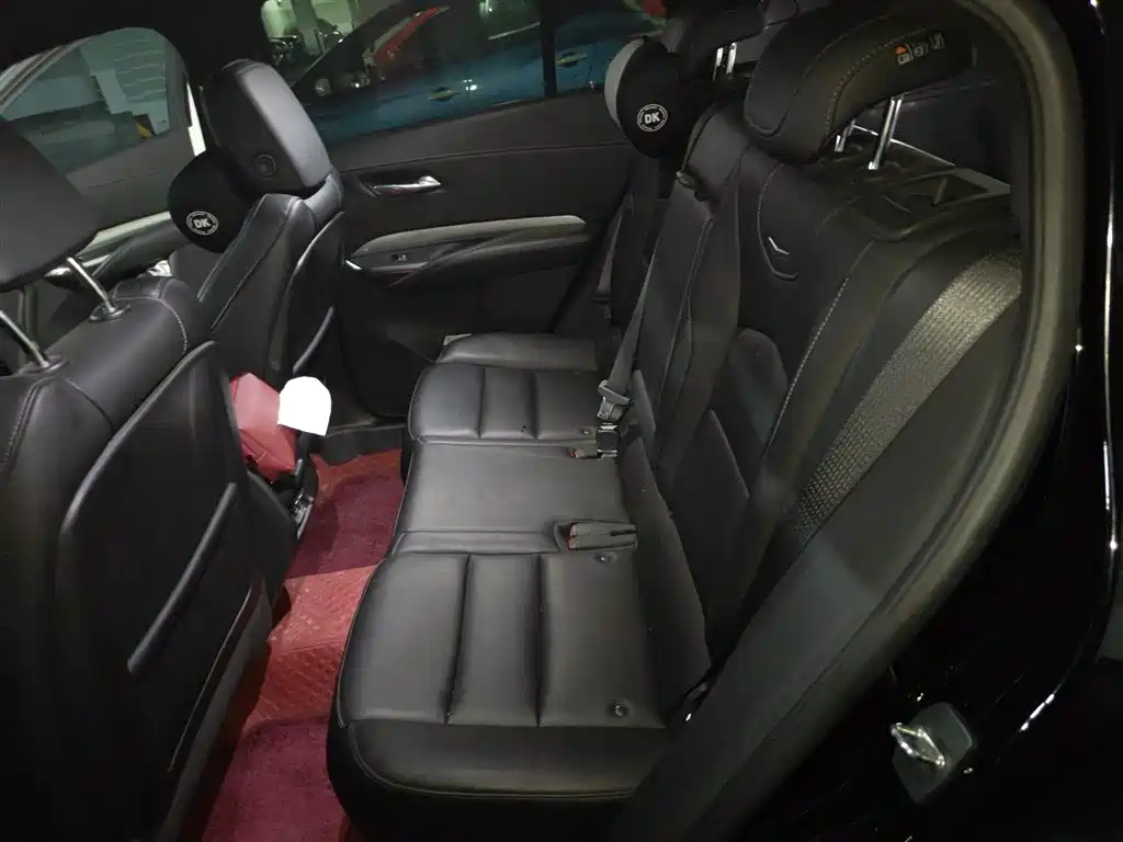 Cadillac XT4 2021 28T FWD Premium Edition фото 15