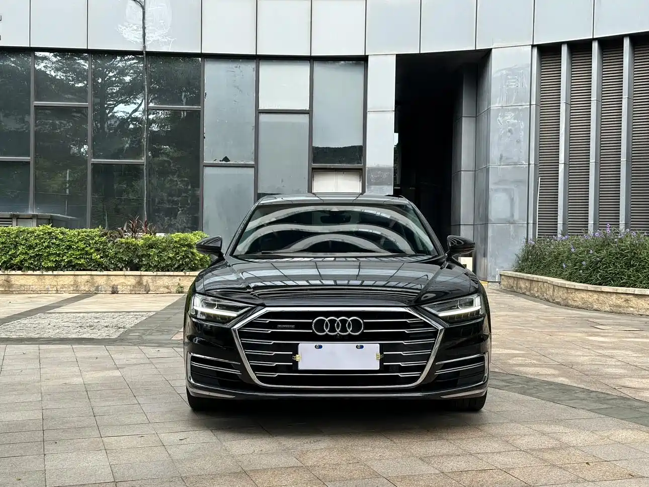 Audi A8 2019 Facelift Plus A8L 50 TFSI quattro Luxury фото 2