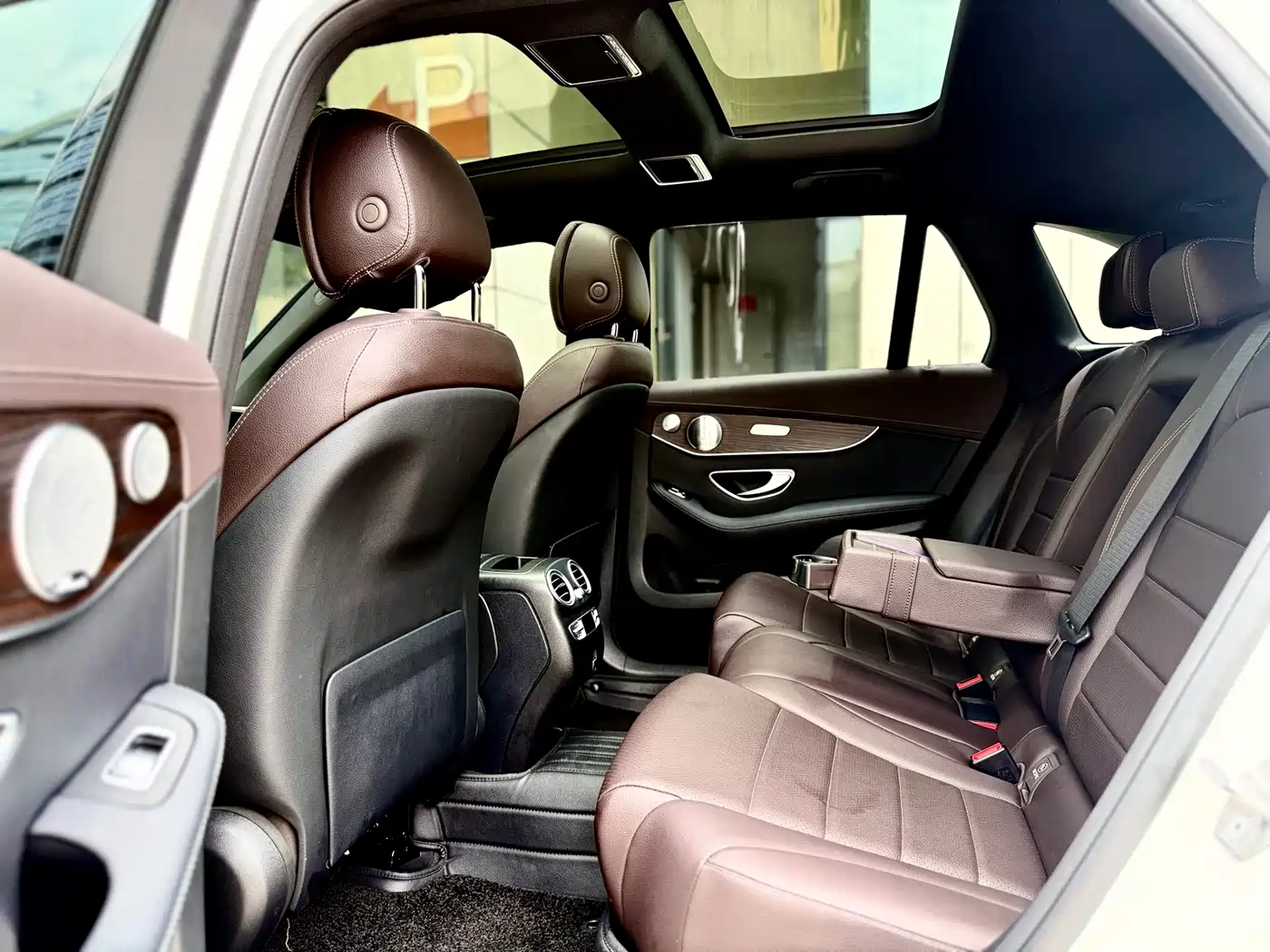 Mercedes-Benz GLC 2021 GLC 260 L 4MATIC Luxury фото 12