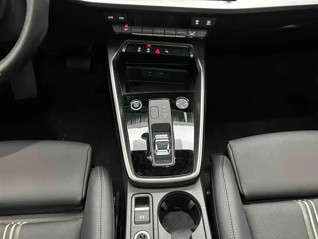 Audi A3 2022 Sportback 35 TFSI Style Sport фото 5