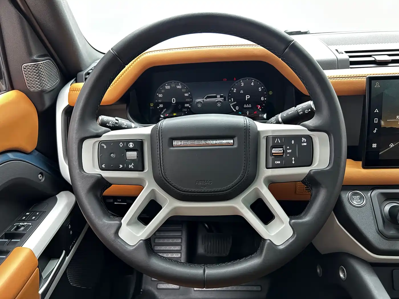 Land Rover Defender 2024 110 3.0T P400 X-DYNAMIC HSE фото 14