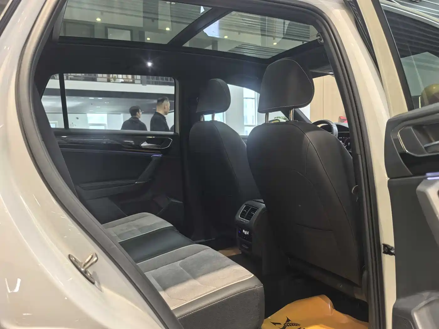 Volkswagen Tayron 2020 380TSI 4WD R-Line Smart Edition фото 10