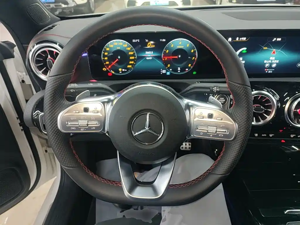 MERCEDES-BENZ CLA (IMPORT)