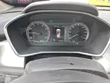 Фото 5 - Geely Coolray