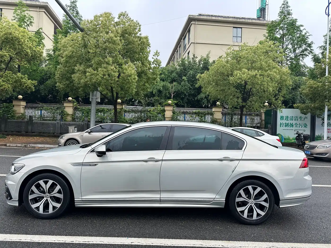 Volkswagen Magotan 2019 380TSI DSG Luxury China V фото 3