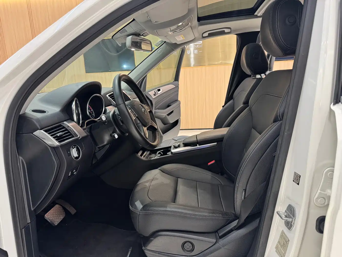 Mercedes-Benz M-Class 2014 ML 320 4MATIC фото 12