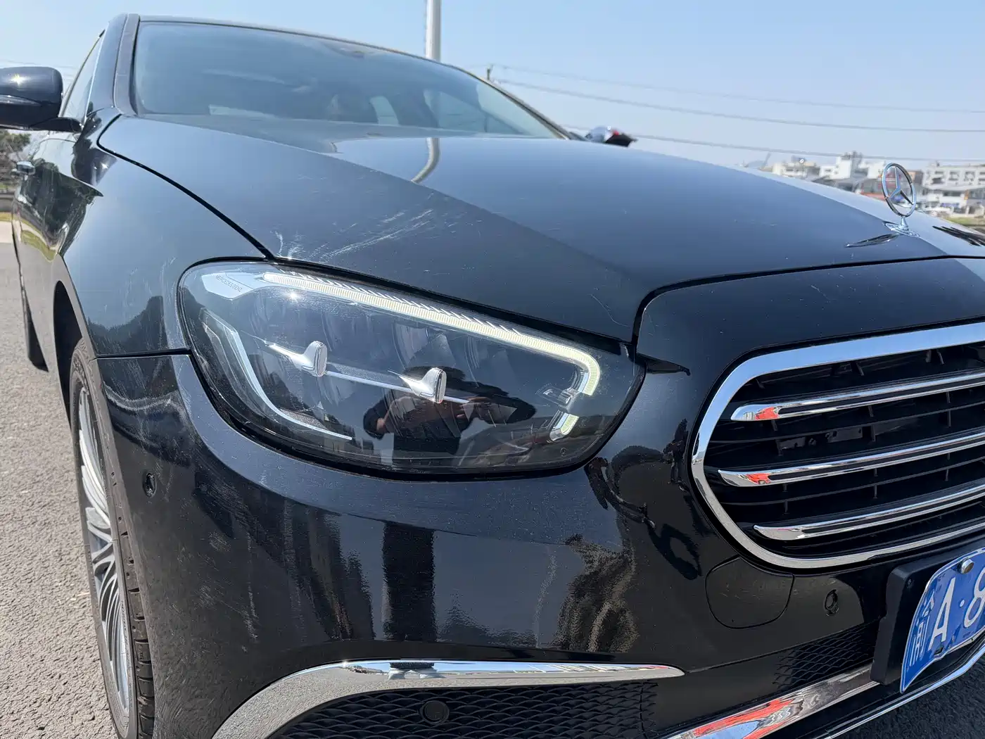 MERCEDES-BENZ E CLASS