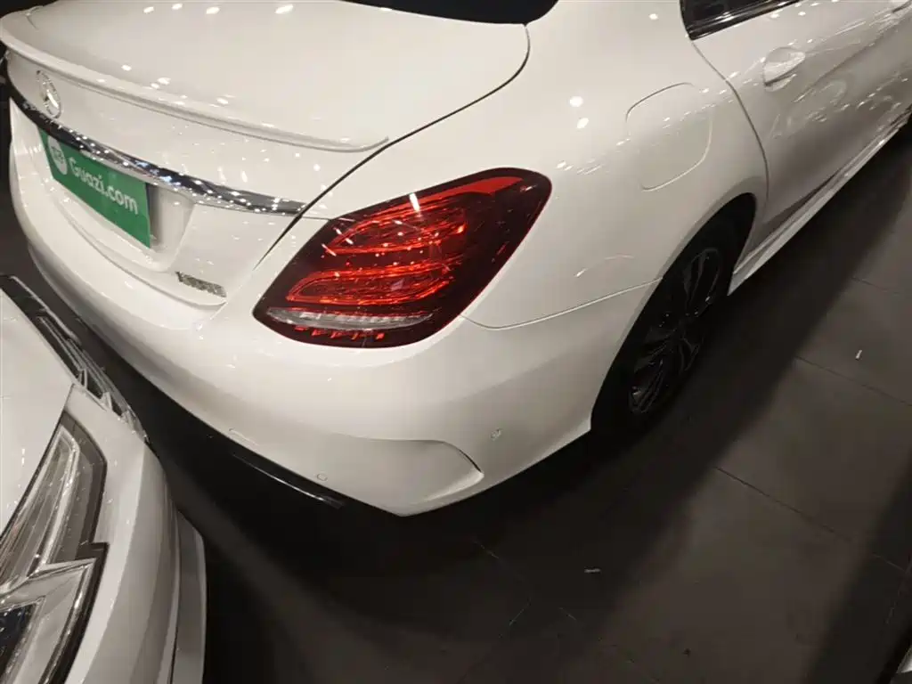 Mercedes-Benz C-Class 2017 Facelift C 200 Sport Edition фото 8